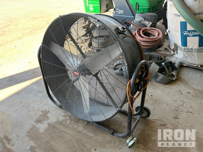 2016 Grainger 1YNW6 40 in Fan (Inoperable)