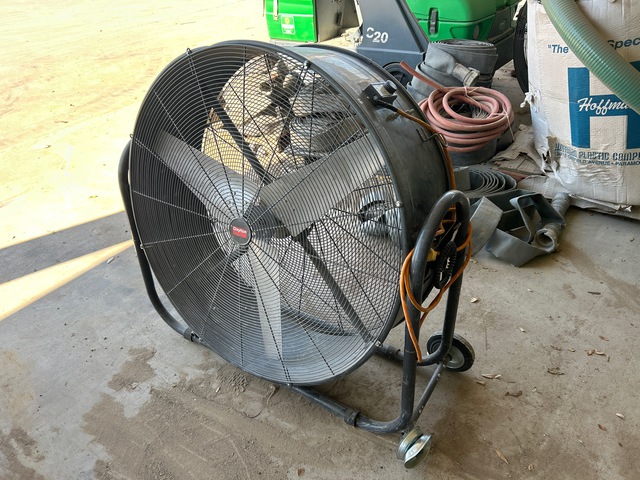 2016 Grainger 1YNW6 40 in Fan (Inoperable)