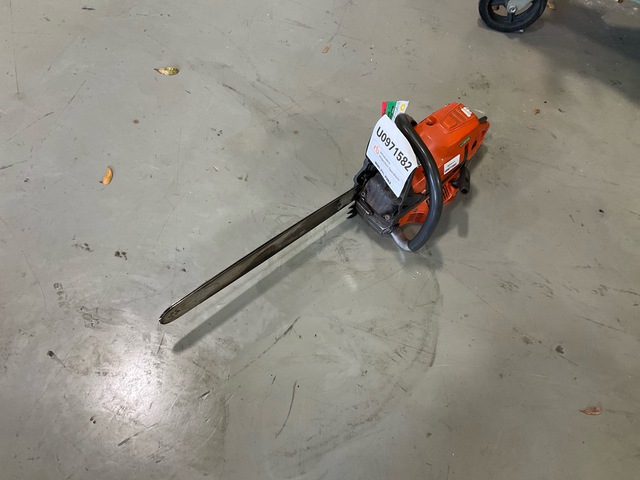 2021 Husqvarna 555 Chain Saw