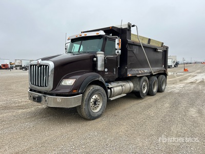 2017 International HX620 8x4 Tri/A-kiepwagen