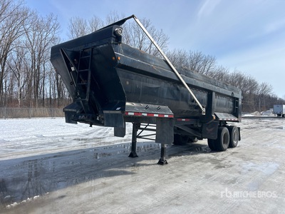 2011 Cross Country 260RE 27 ft T/A エンドダンプトレーラー