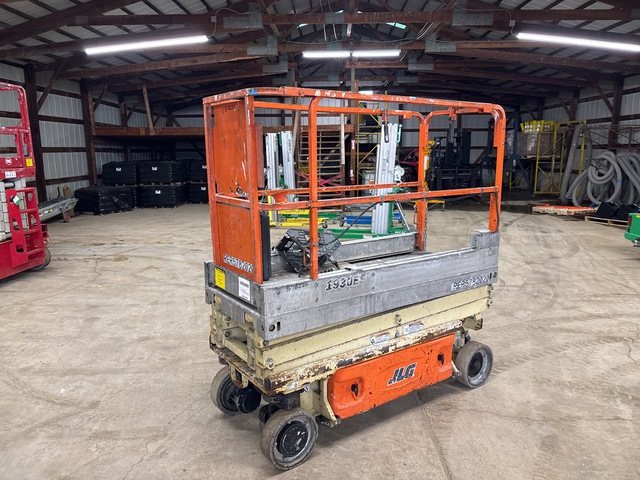 2013 JLG 1930 ES Electric Scissor Lift 2013 JLG 1930 ES Electric Scissor Lift