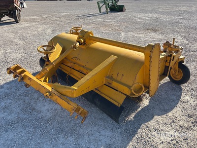 Lebrero B1TF Broom Tractor