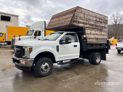 2018 Ford F-350 XLT 4x4 Tipper Truck