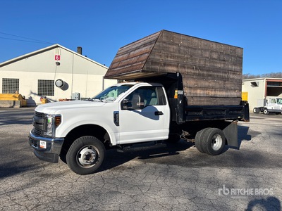 2018 Ford F-350 XLT 4x4 Dump Truck