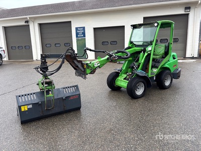 2018 Avant 528 Wheel Loader