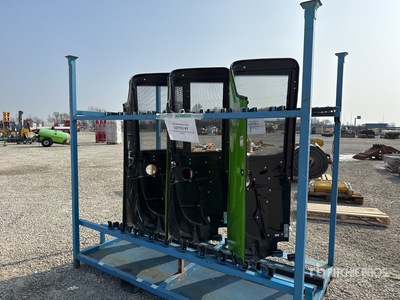 Quantity of (3) Merlo Hood for TF/P 2020 Silnik