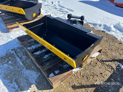 2026 Dynamic 42 in Q/C Tilting Excavator Bucket (Unused)