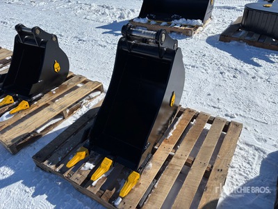 2026 Dynamic 18 in Q/C Digging Excavator Bucket (Unused)