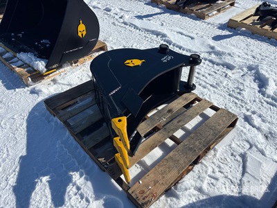 2026 Dynamic 14 in Q/C Digging Excavator Bucket (Unused)