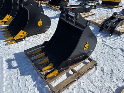 2026 Dynamic 30 in Q/C Digging Excavator Bucket (Unused)