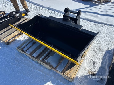 2026 Dynamic 48 in Q/C Tilting Excavator Bucket (Unused)