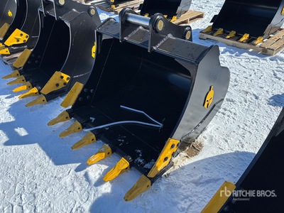 2026 Dynamic 48 in Digging Excavator Bucket (Unused)