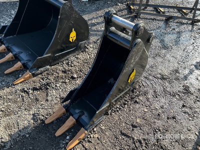 2026 Dynamic 80 14in QC Digging Excavator Bucket (Unused)