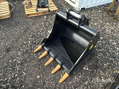 2026 Dynamic 80 34 in Digging Excavator Bucket (Unused)