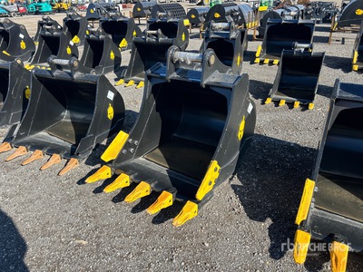 2026 Dynamic 120 35 in Digging QC Excavator Bucket (Unused)