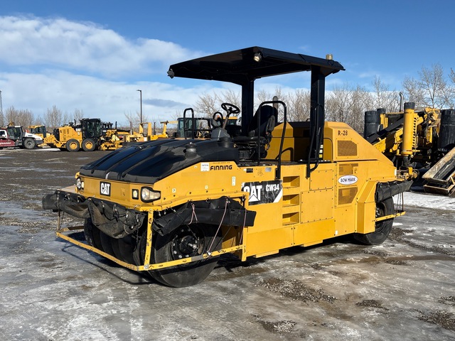 2014 Cat CW34 8 Wheel Pneumatic Roller