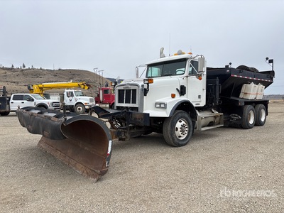 1999 Freightliner FLD 112SD 6x4 Camion chasse-neige