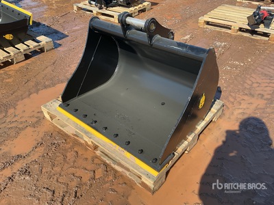 2026 Dynamic 35 42 in Q/C Cleanup Excavator Bucket (Unused)