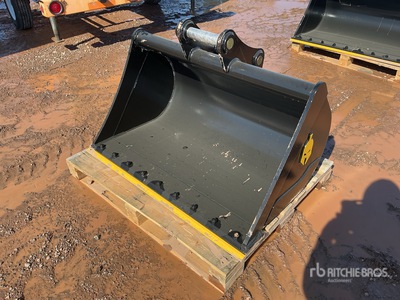 2026 Dynamic 80 48 in Q/C Cleanup Excavator Bucket (Unused)
