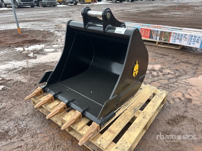 2026 Dynamic 120 36 in Q/C Digging Excavator Bucket (Unused)
