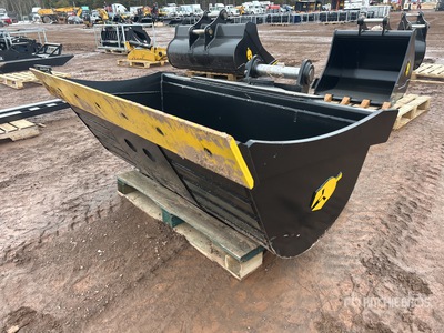 2026 Dynamic 200 72 in Q/C Tilting Excavator Bucket (Unused)