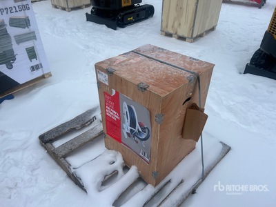 33FT Hose Reel w/12V Diesel Transfer Fuel Pump (Unused)