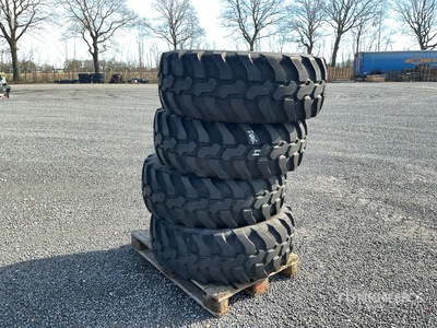 Quantity of (4) Dunlop 405/70 R20 SPT9 Tires (Unused)