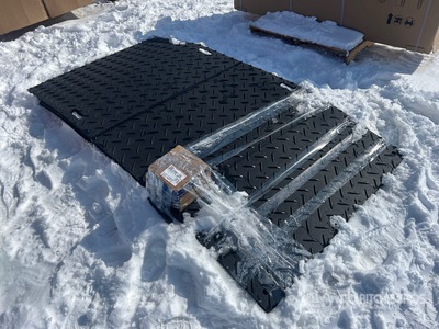 Qty of (4) 4 x 8 FT HDPE Ground Protection Mat Supports de grues