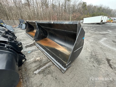 Rockland 38311-61080 122 in 4.8 cyd General Purpose ホイールローダー用バケット - Fits Hitachi ZW250 (Unused)