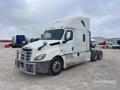 2020 Freightliner Cascadia 126 6x4 T/A Sleeper Truck Tractor (Inoperable)