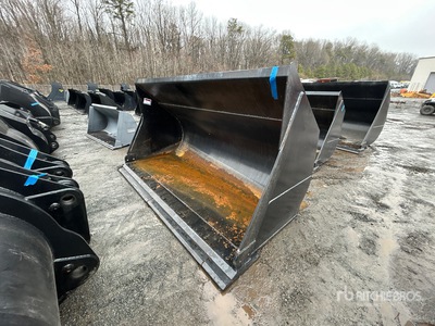 Rockland 3831161520 124 in 8.1 cyd Light Material ホイールローダー用バケット - Fits HItachi ZW370 (Unused)