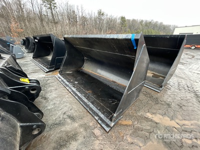 Rockland 3831161520 124 in 8.1 cyd Light Material ホイールローダー用バケット - Fits HItachi ZW370 (Unused)