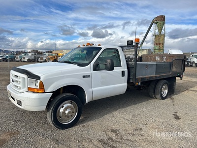 1999 Ford F-550 XL 4x2 Flatbed Truck