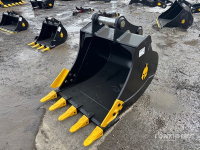 2026 Dynamic 120 36 in Q/C Digging Excavator Bucket (Unused)
