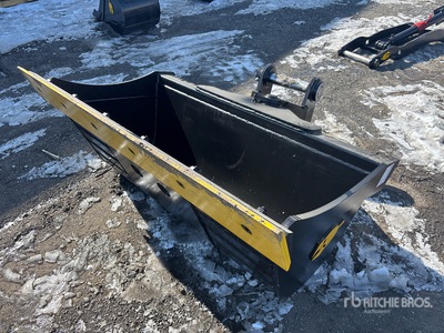 2026 Dynamic 120 60 in Q/C Tilting Excavator Bucket (Unused)