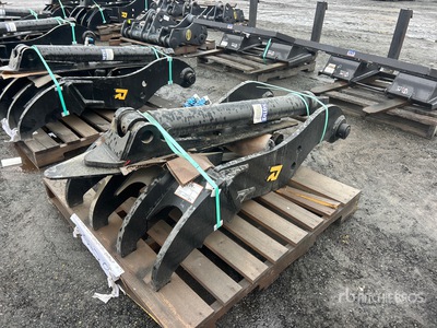 Rockland ZX130HTDRLK_01 Hydraulic Excavator Thumb - Fits Hitachi ZX130-7, ZX135-7 (Unused)