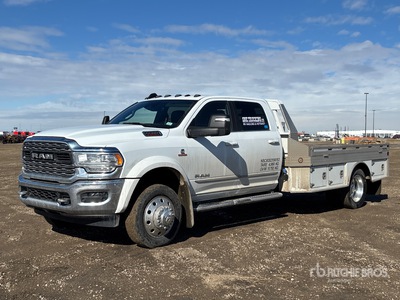 2024 Ram 5500 Limited 4x4 Crew Cab Ciężarówka z płaską platformą