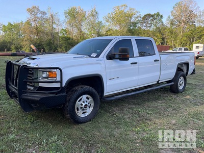 2019 GMC 3500 HD 4x4 Crew Cab Pickup