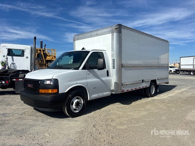 2022 GMC Savana G3500 4x2 Van Truck