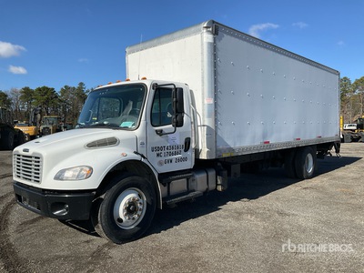 2018 Freightliner M2106 4x2 Furgoneta caja cerrada