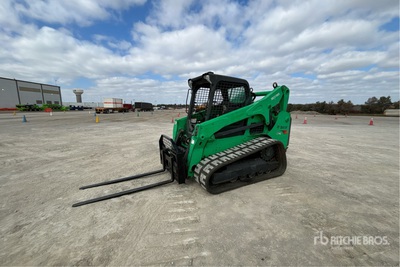 2019 Bobcat T740 Two-Speed を見 Compact Track Loader