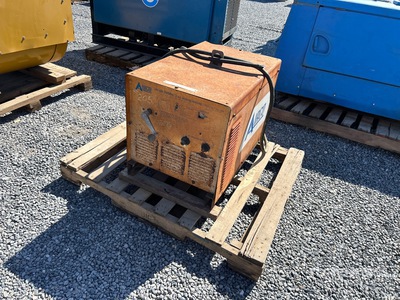 Airco Bumblebee 500 A Stick Electric Welder