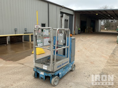 2016 Genie GR20 Vertical Mast Lift