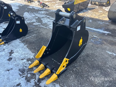 2026 Dynamic 120 24 in Q/C Digging Excavator Bucket (Unused)