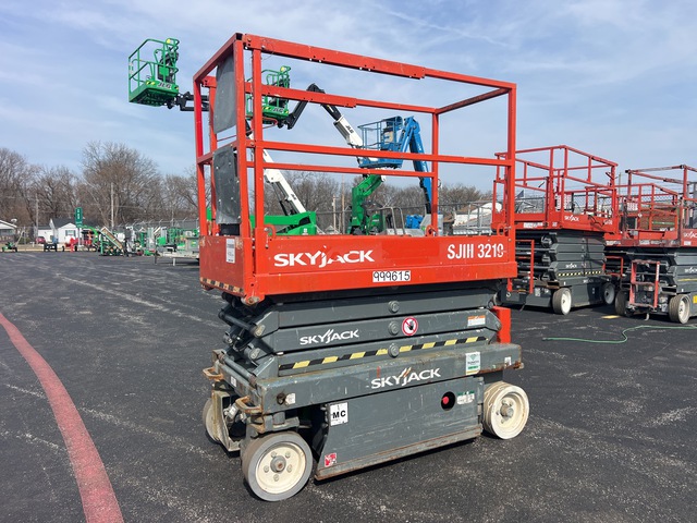 2016 Skyjack SJIII-3219 Electric Scissor Lift