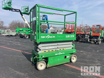 2015 Skyjack SJIII-3219 Electric Scissor Lift