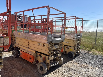 2006 JLG 3246ES Electric Scissor Lift
