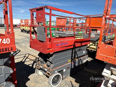 2013 Skyjack SJ III 3226 Electric Scissor Lift