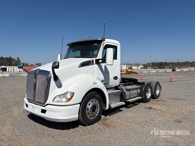 2015 Kenworth T680 6x4 T/A Day Cab Truck Tractor